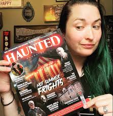 The Feminine Macabre (@the.feminine.macabre) · Instagram 照片和视频