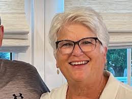 Did you know Humble Dwellings is run 100% by volunteers? We are thankful  for all our amazing volunteers and love to spotlight one each month. So  please help me show some love