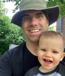 Eric Klassen's Instagram, Twitter & Facebook