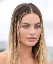 Cancers have a reputation for being emotional, empathetic, loyal and caring — traits we're sure these celebrity cancers all share Cancer Celebrities Female 10 Celebrities Who Are Classic Cancers