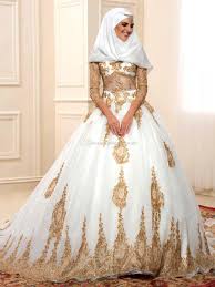 2016 Gold Sequin Arabic Wedding Dresses Muslim Hijab Gown Appliques Long Slieeves Chapel Train Isl Muslim Wedding Gown Muslim Wedding Dress Cheap Wedding Dress