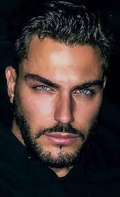 44 Mind Blowing Haircuts For Balding Men Trendiest In 2019 Haircuts For Balding Men Beautiful Men Faces Beautiful Men