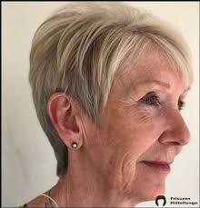 Genial frisuren ab 50 damen ideen. 2019 Kurze Frisuren Fur Altere Frauen Mit Dunnem Haar Hair Coole Bob Bobfrisuren Coolesthairstyleforwomen U Haarschnitt Kurz Haarschnitt Kurzhaarfrisuren