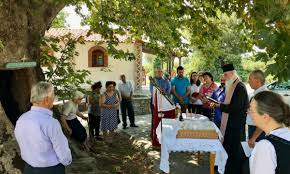 See more ideas about εικόνες, ειρήνη, θρησκεία. Sthn Agia Eirhnh Xrysobalantoy Sth Dendroekklhsia Neromylwn Larissanet Gr