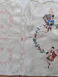 This free valentine cross stitch pattern and matching floss thread holders are a handy cute addition to your stash. Semco Unfinished Embroidery Doyley Trio Duchess Set Stamped Pattern Fabric Caledonian Cheval Set Printed Fabric Embroidery Pattern Embroidery Patterns Printing On Fabric Fabric Patterns
