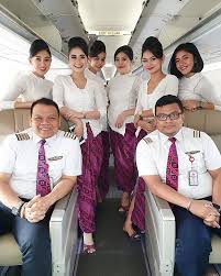 Saat Kami Menjalankan Tugas Di Langit Saat Kehidupan Berdampingan Dengan Kematian Apapun Dan Siapapun Yang Kami Cintai Telah Kami Pramugari Langit Hidup