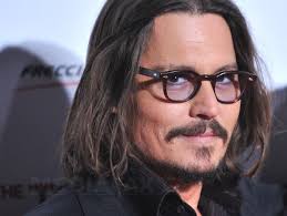 Utilizatorii twitter vor să fie scoasă imaginea lui donald trump din singur acasă 2. Johnny Depp Personajul Jack Sparrow Din PiraÅ£ii Din Caraibe Este Homosexual