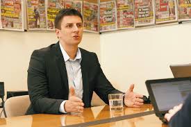 Polski dziennikarz, komentator sportowy, promotor bokserski (pl); Mateusz Borek Sport Nie Jest Dla Starych Ludzi Wideo Super Express