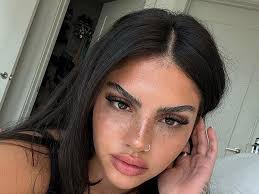 Alicia and Jada dying in the same episode is bananas