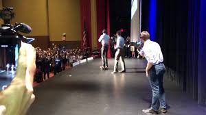 Beto o'rourke ends 2020 presidential bidus election: Senate Candidate Beto O Rourke Skates Across Corpus Christi Stage Youtube