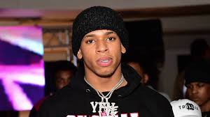 Nle Choppa Repeatedly Warns Fans To Stay Away From Them Vaccines Hiphopdx Hip hops newest hottest tracks featureing lil uzi vert, nle choppa & pleny more! nle choppa repeatedly warns fans to