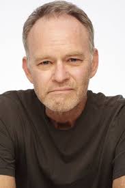 Reparto de CHEST (película 2022). Dirigida por Aaron Irons