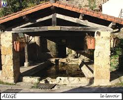 Deux Sevres Photos De La Commune De Auge Lavoir Photos Jet D Eau