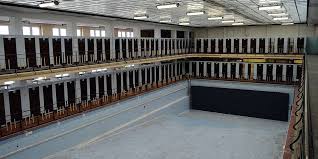 Mouscron L Ancienne Piscine Une Boite A Souvenirs Dh Les Sports