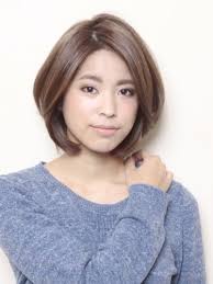 大人ボブ シンプル こなれ感 ミズ 30代 40代 ビューティーboxヘアカタログ ヘアスタイリング ヘアスタイル フォーマルなヘアスタイル