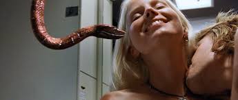 Naked Samantha McLeod in Snakes on a Plane < ANCENSORED