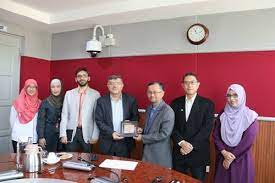Information about iranian visa requirements for residents in address for the embassy of iran in kuala lumpur: Visit From Iran Embassy In Malaysia Utm Newshub