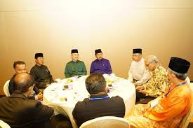 Jangan lupa like, share dan subscribe gratis. Wagub Kepri Terima Anugrah Dari Dunia Melayu Dunia Islam Wartakepri Co Id