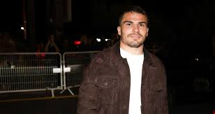 En s'engageant contre l'homophobie, Antoine Dupont veut aussi briser les  clichés "machos" du rugby