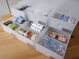 実例06 リビングで医薬品の外箱ナシ収納 収納 リビング shizuoka収納ノート 収納 家の整理整頓 収納 文房具