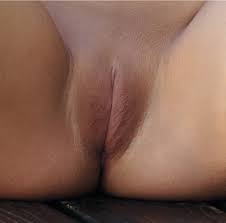 File:Innie labia.jpg - Wikimedia Commons