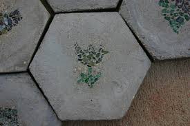 Milestones kit stepping stone mosaic octagon 12 brand blue millennium outdoor. Making Stepping Stones Garden Org