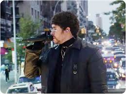 * compra máxima 4 tickets por cliente. Bad Bunny Ofrece Un Concierto Por Las Calles De Nueva York Y Comparte El Video De Una Vez Odi O Malley