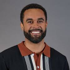 Nathan Witte as Beau in Unwrapping Christmas: Mia's Prince