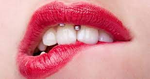 Smiley Piercing Anti Smiley Piercing Healing Infection Risks Pain Aftercare