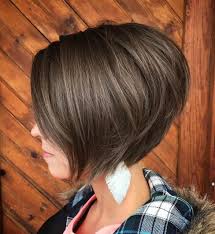 Può stare bene a tutte se adattato alla forma del viso. Top 50 Acconciature Per Capelli Corti E Fini 2022 Capellidistile It