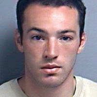 BREAKING NEWS: FBI: Robbery suspect threatened police