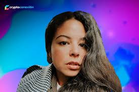 Michelle Lora • CryptoConexión