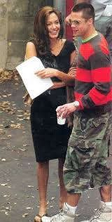 Smith' premiere scott huver interviews angelina jolie, doug liman, lindsay lohan, and adam brody. On The Set Of Mr Mrs Smith Brad Pitt And Angelina Jolie Angelina Jolie Photos Angelina Jolie