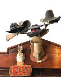 50 Finest Diy Hat Rack Ideas For Your Hat Organizer Diy Hat Rack Diy Hat Storage Hat Organization