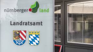 Erster bürgermeister legt sich quer. Strengere Corona Massnahmen Im Landkreis Nurnberger Land Br24