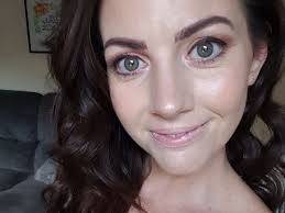 They may be pink, red, clear, skin colored, brown, blue, shiny, or waxy. Woman S Warning After Innocent Pimple Ended Up Being Potentially Deadly Cancer World News Mirror Online