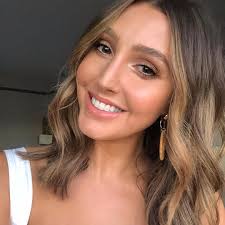 Carla Dyson's Instagram, Twitter & Facebook