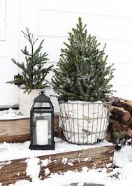 Simple Outdoor Christmas Decor Christmas Porch Outdoor Christmas Decorations Christmas Decorations Clearance