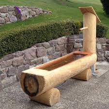 Suchen sie nach holzbrunnen, heimwerker. Tiroler Holz Baumbrunnen Almhutten Design Gentiana Clusii Kaufen