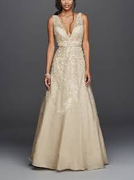 What kind of wedding gown will you choose to compliment the beauty of that location? Champagne Gold Wedding Dresses That Will Dazzle Everyone