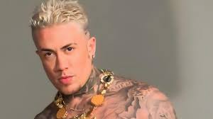 MC Daniel compra quinta casa de luxo; veja fotos e vídeos dos imóveis do  cantor