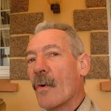 For Your Eyes Only : Moore, Sir Roger, Bouquet, Carole, Opol, T, Johnson,  Lynn-Holly, Glover, Julian, Bennett, Jill, Harris, Cassandra, Llewelyn, Desmond,  Maxwell, Lois, Glen, John: Amazon.com.au: Movies & TV