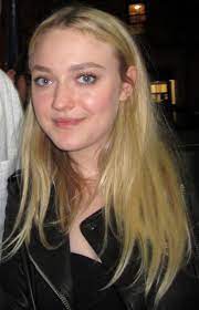 Here you will find the latest news about her acting career, daily updates about her other projects and a photo gallery. Dakota Fanning Wikipedia