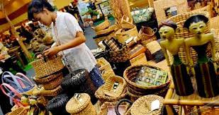 Sebutkan 3 Jenis Usaha Di Bidang Perdagangan Sebutkan Itu