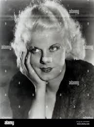 Joslyn Jean's Instagram, Twitter & Facebook