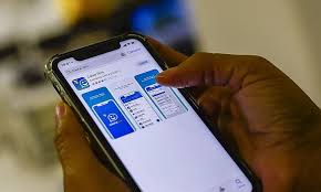 Outra forma de consultar o saldo do fundo de garantia é recebendo as mensagens de sms da caixa. Trabalhador Ja Pode Consultar Por Site E Telefone Valor Do Saque Emergencial De Fgts E Data De Credito Do Dinheiro Tnh1