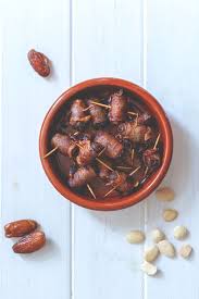 Datteln Im Speckmantel Aus Dem Airfryer Rezept Fur Die Heissluftfritteuse Moeyskitchen Co Datteln Im Speckmantel Datteln Im Speckmantel Backofen Speckmantel