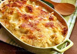 450g conopida (am avut congelata) 200g cascaval ras 2 oua 2 linguri smantana 2 linguri faina 50ml lapte unt pentru uns vasul. Conopida Gratinata Cu Sos Bechamel Si Cascaval Laura Adamache