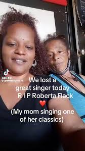 Beautiful voice 🕊️, RIP Roberta Flack 🕊️, 🌹🌹🌹🌹, WeGotUs  BlackWomenUnite BlackThreads