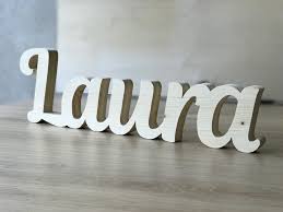 Prenoms Personnalises En Bois Laura Prenom En Bois Prenom Bois